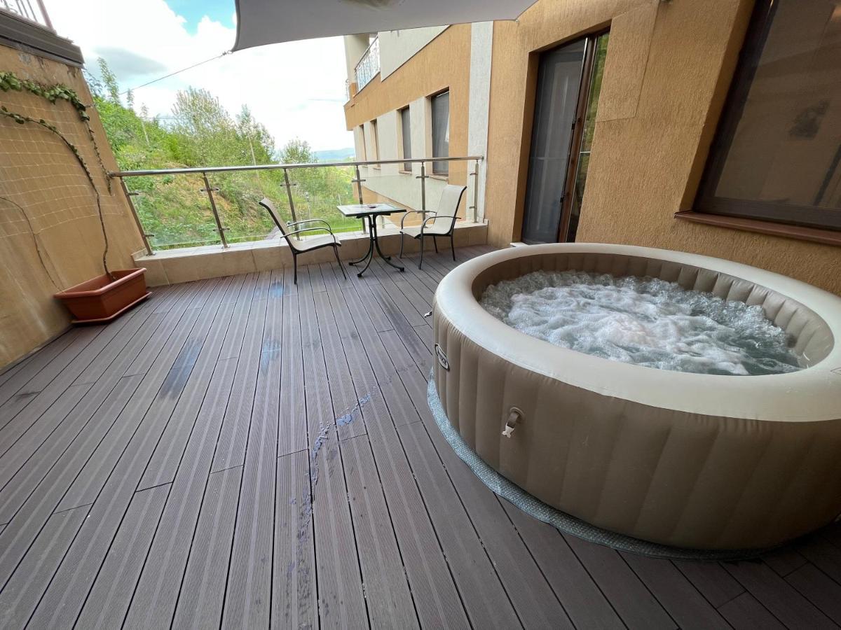 Coroni Studio With Jacuzzi Braşov Exterior foto